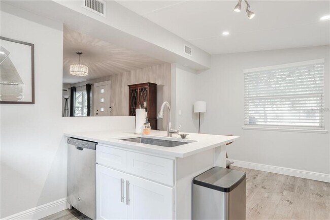 Photo - 4105 W Bay Ave