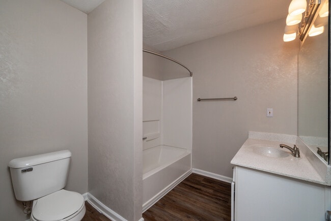 Photo - Retreat at Southpointe