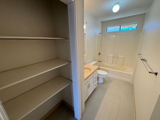 Photo - 98-231 Kaluamoi Pl. Unit Front Upstairs