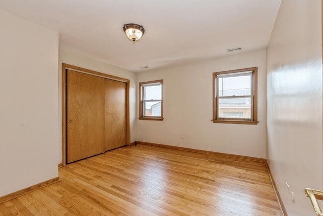 Photo - 8108 N Oriole Ave