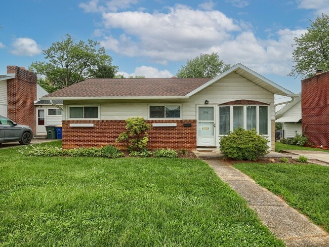 Building Photo - 3 Bedroom Single Family Home in Camp Hill