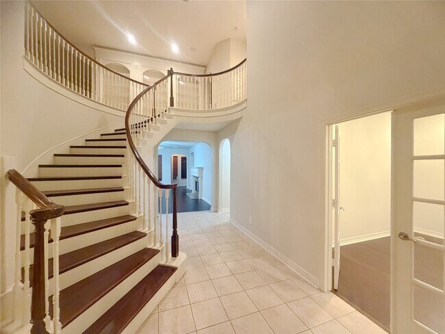 Photo - 5714 Brennan Ridge Ln