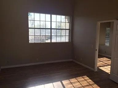 Photo - Beautiful, open and airy 1 large bedroom centrally located in the South Coast Metro area Unidad Apt 231