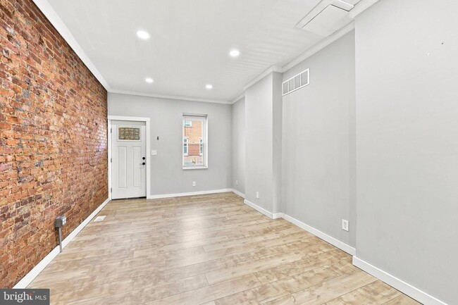 Photo - 2307 N Mascher St