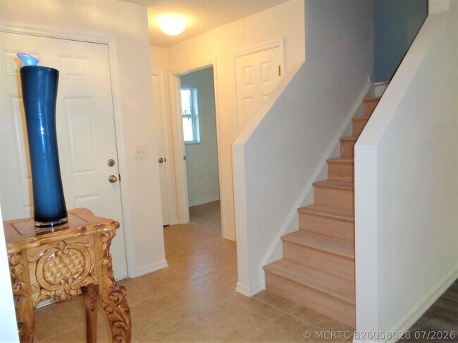 1636 Pointe W Wy