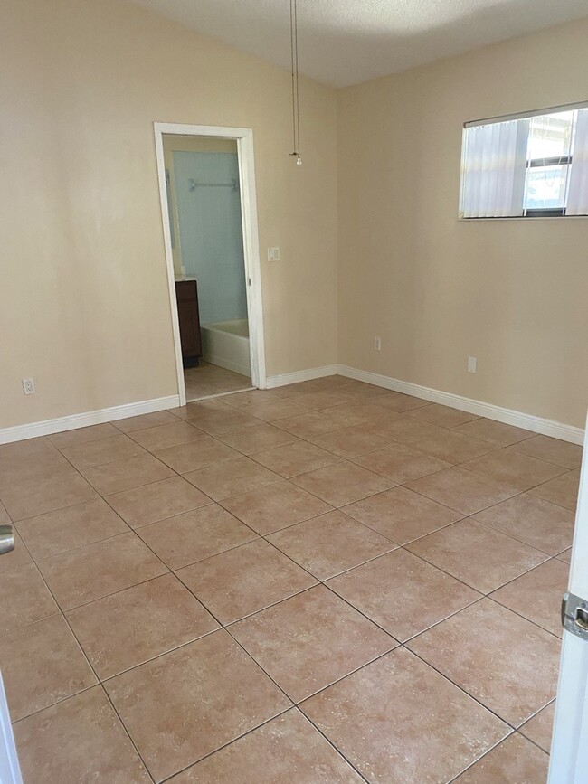 Photo - 4 Prosperity Ln