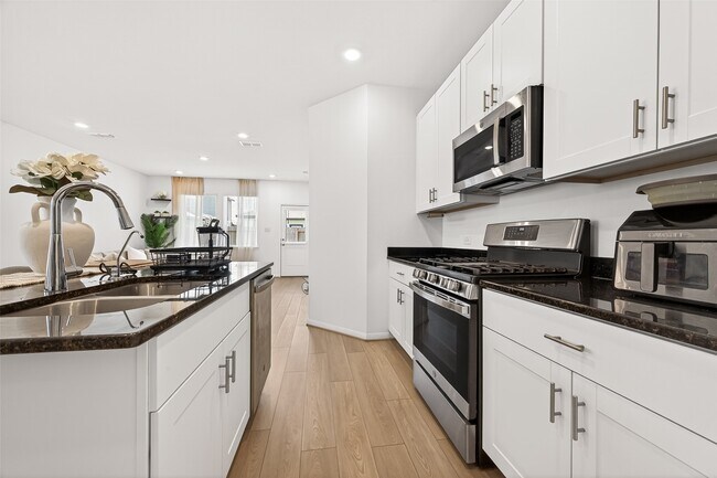 Photo - 2711 Misty Meadow Ln