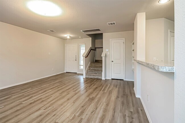 Photo - 2751 Madison Ct
