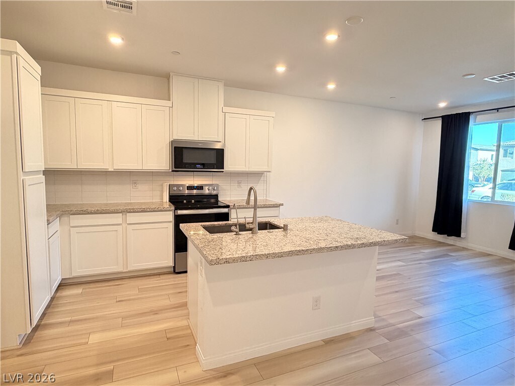 Photo - 206 Wewatta Ave