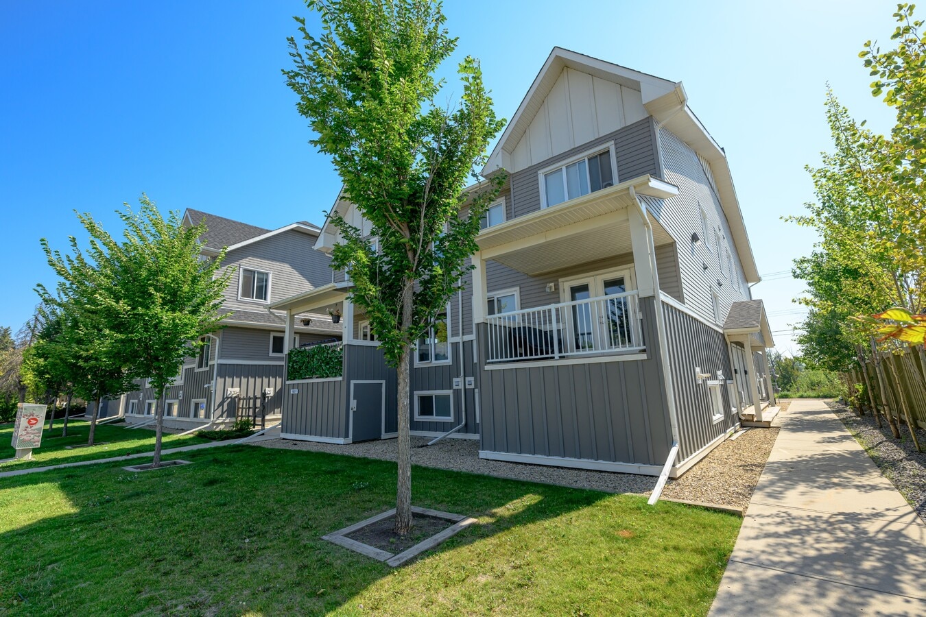 Photo - 10307-10107 AvenueBlock B - 202 Unit 202 - O