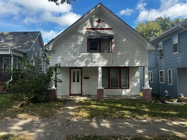 Photo - 3137 Felix St
