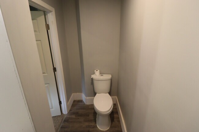 Photo - One Bedroom LOWER Duplex