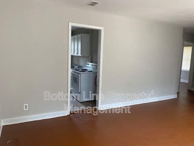 Photo - 2728 Remington St Unidad 2