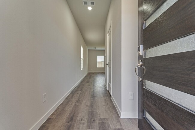 Photo - 294 Brazen Forest Trl