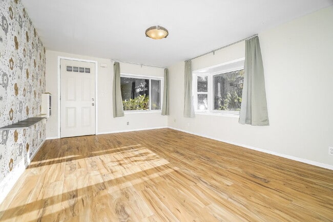 Photo - 11847 44th Ave S