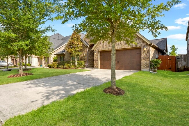 Photo - 27815 Colonial Point Dr