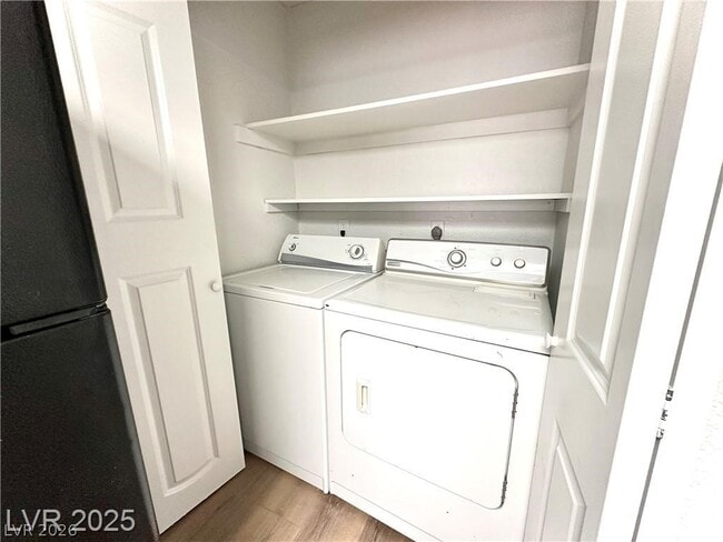 Photo - 2112 Venus Ave Unit A