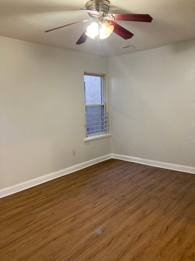 Photo - 347 Avon Ave Apartamentos Unidad 2R