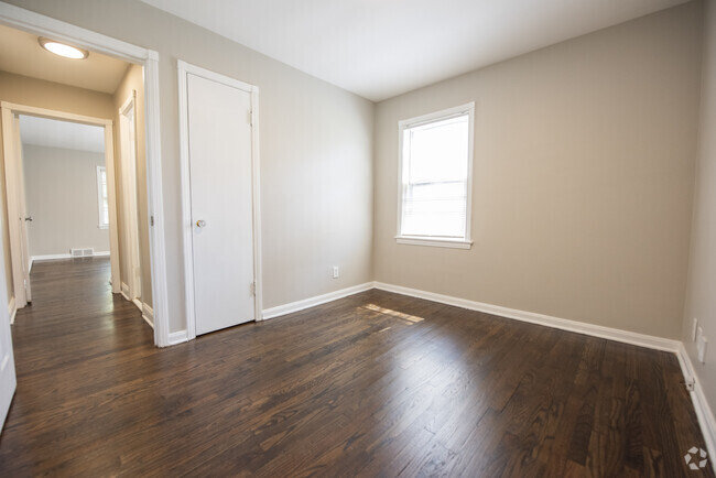 Building Photo - 5976 Hodgman Dr Rental