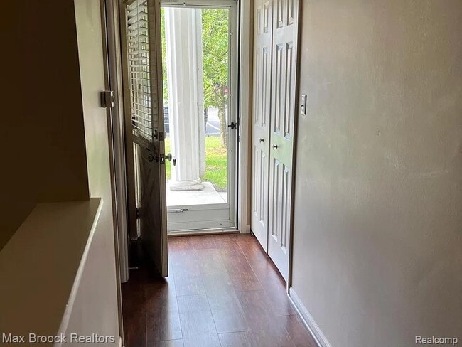 Photo - 42491 Plymouth Hollow Dr