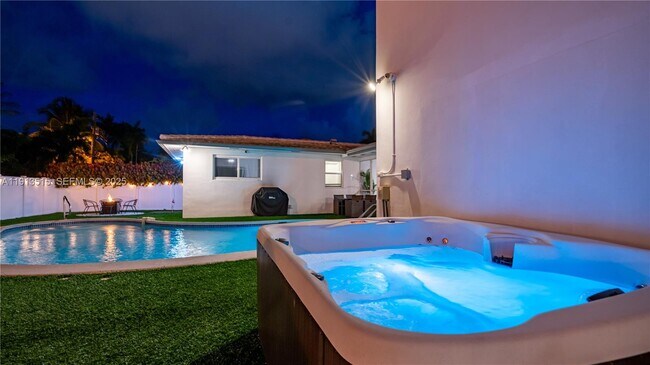 Photo - 1241 Hollywood Blvd