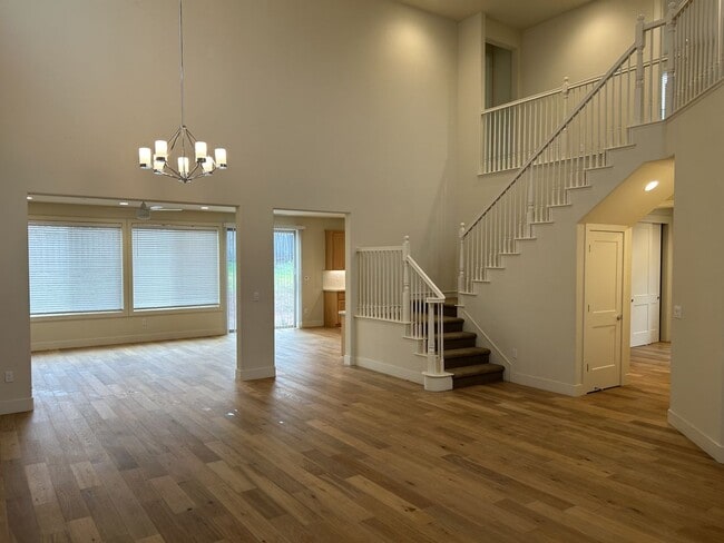 Photo - Beautiful Elegant Fountaingrove Home