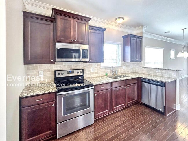 Photo - 744 Westcott Ln