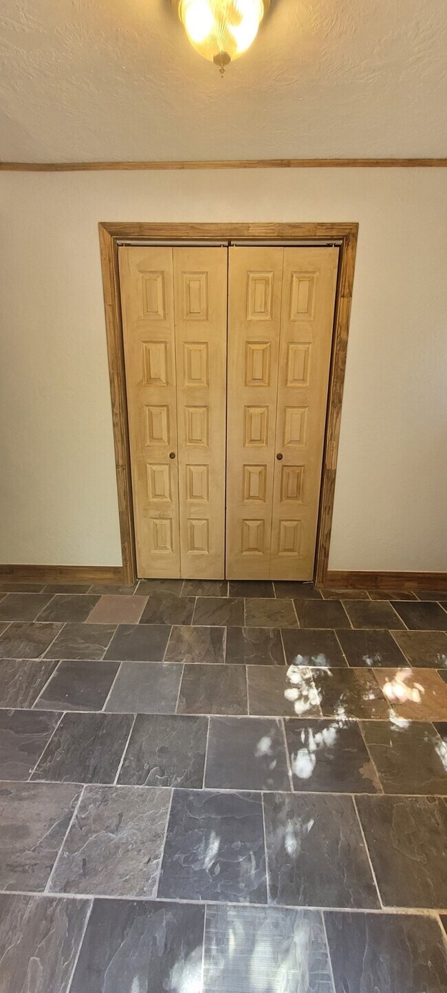 Photo - 7306 Moline St