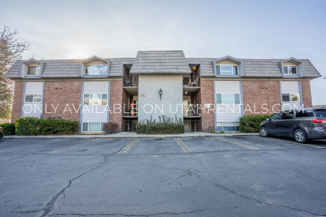 Photo - 1788 Willowbrook Dr Condo Unit Right