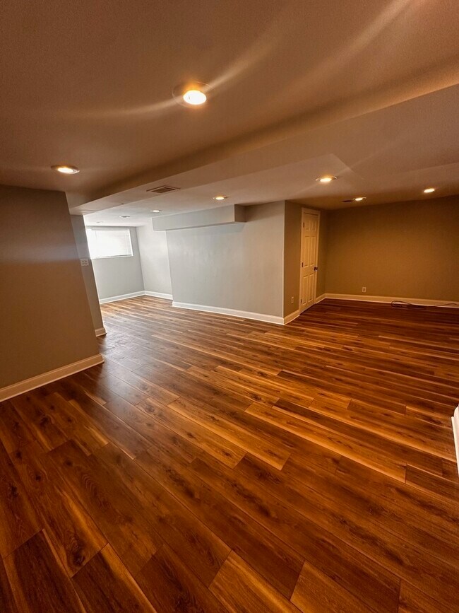 Photo - 6110 S St Lawrence Ave