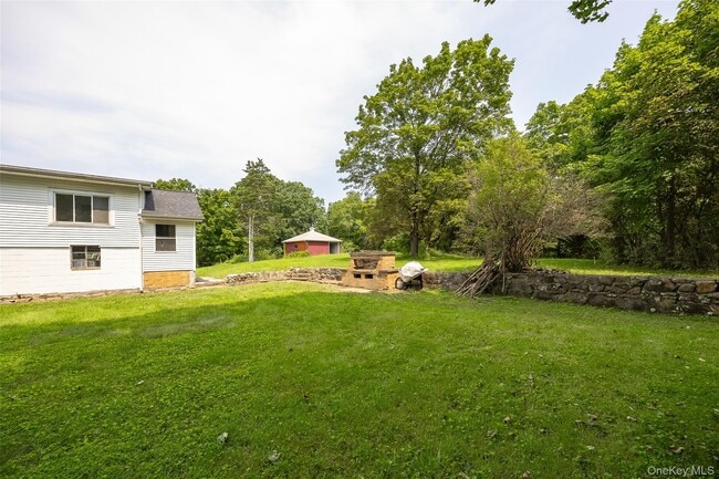 Photo - 216 Hobbs Ln