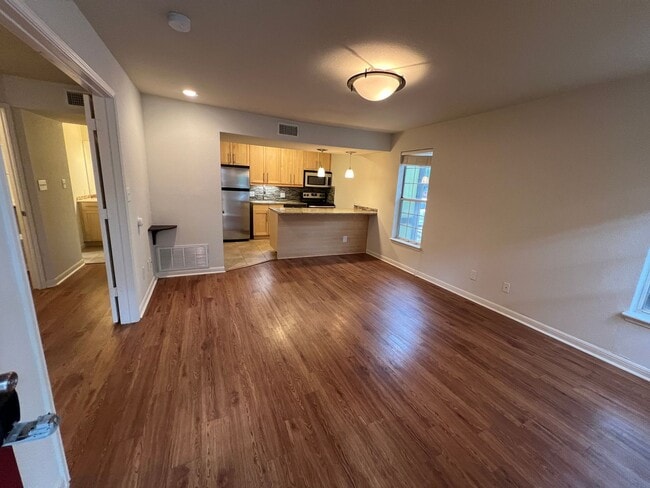 Photo - Fantastic Luxury 1-1 in the heart of Allandale Unidad 909