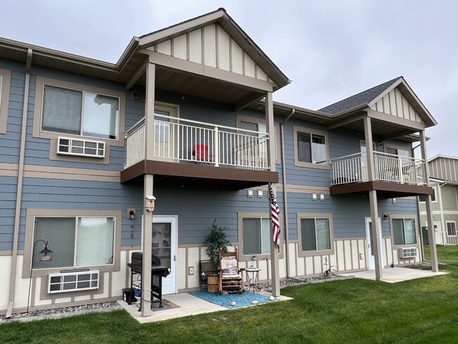 Patio/balcony included - Western One Rental