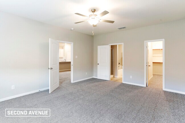 Photo - 2113 Jeanine Dr