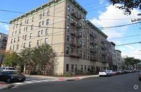 Building Photo - Midway Apartments