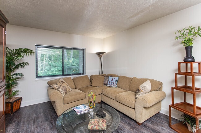 1BR, 1BA - 550 SF