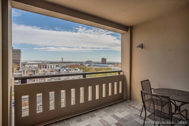 Building Photo - 1 Gold St Unit APT 11E
