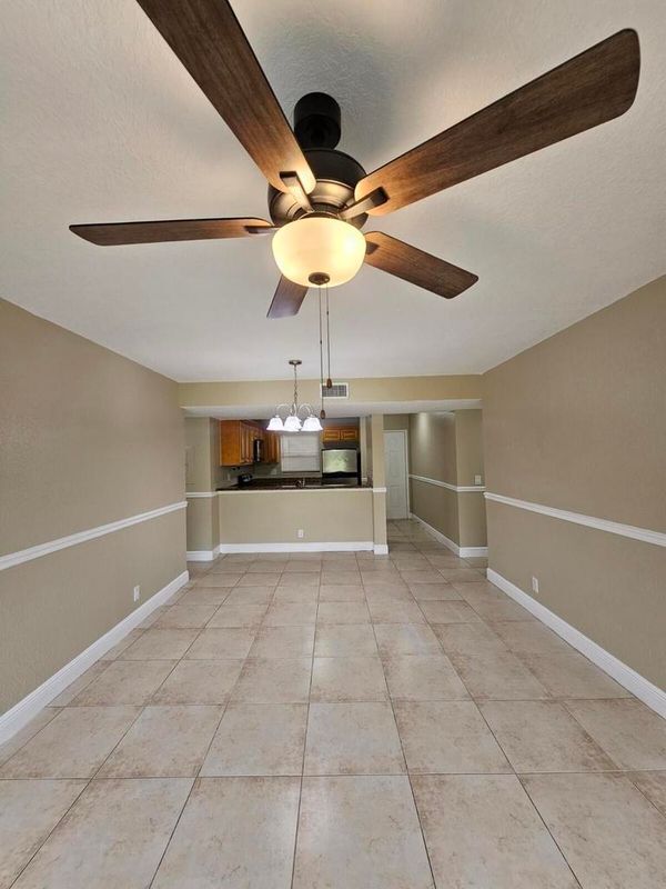 Photo - 1541 Windorah Way Unit c