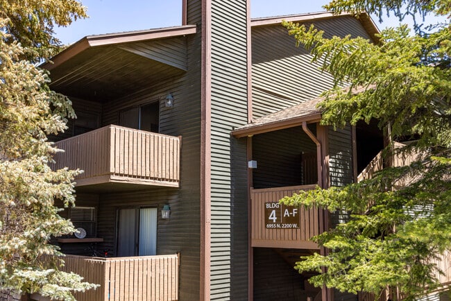 Building Photo - 6955 N 2200 W Rental