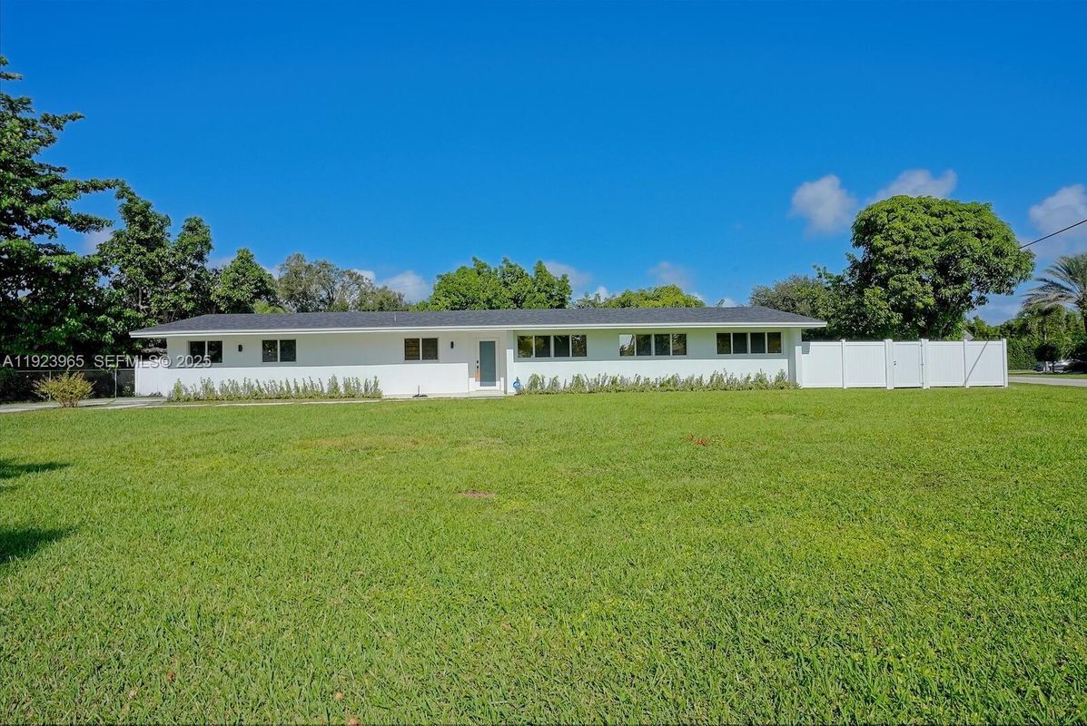 Photo - 9301 SW 178th St