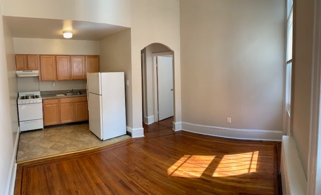 Building Photo - 4328 Osage Ave Unit 1M