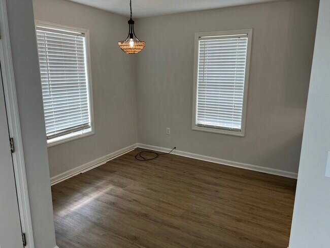 Photo - 508 21st Ave