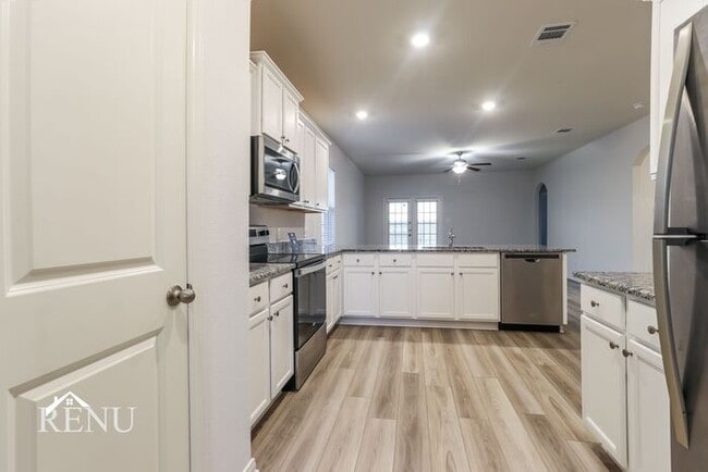 Photo - 25418 Cypress Bend Dr