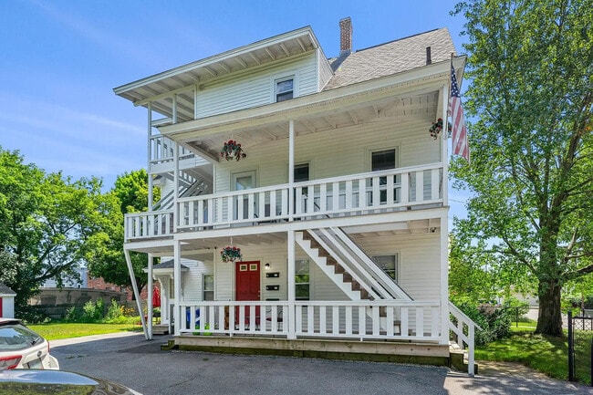 Building Photo - 29 Colby St Unit 2