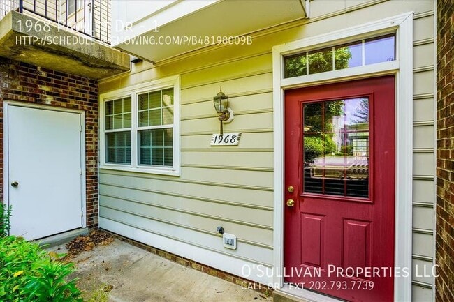 Photo - 1968 Pawlet Dr Townhome