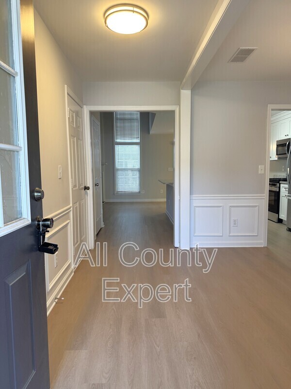 Photo - 4318 Shillham Ct
