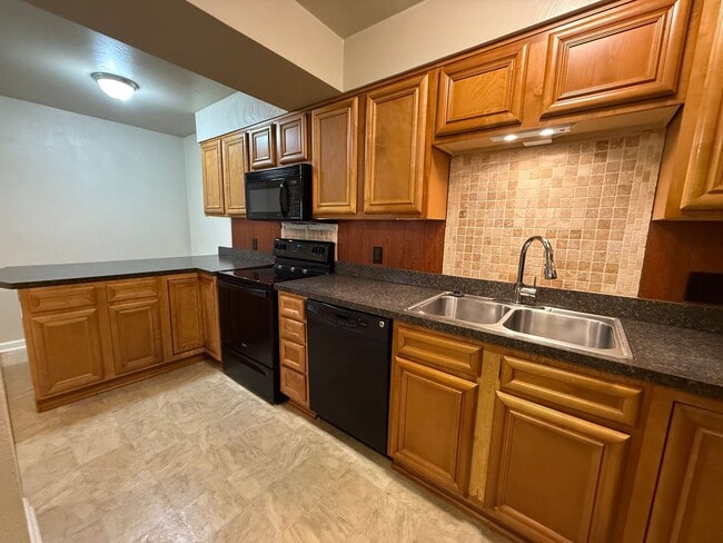 Photo - 1730 Liberty Ln Unit 14