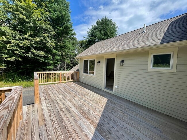 Photo - 175 Arch Bridge Rd Apartamento Unidad D