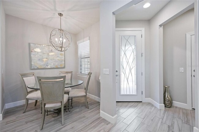 Photo - 16654 Blackwater Ter