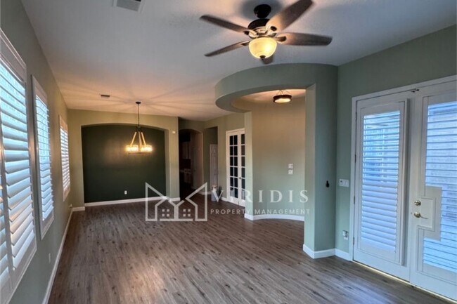 Photo - 9303 Via Lugano